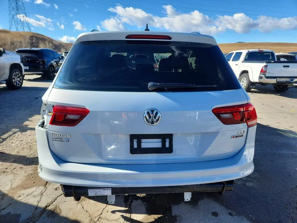 2018 VOLKSWAGEN TIGUAN S  
