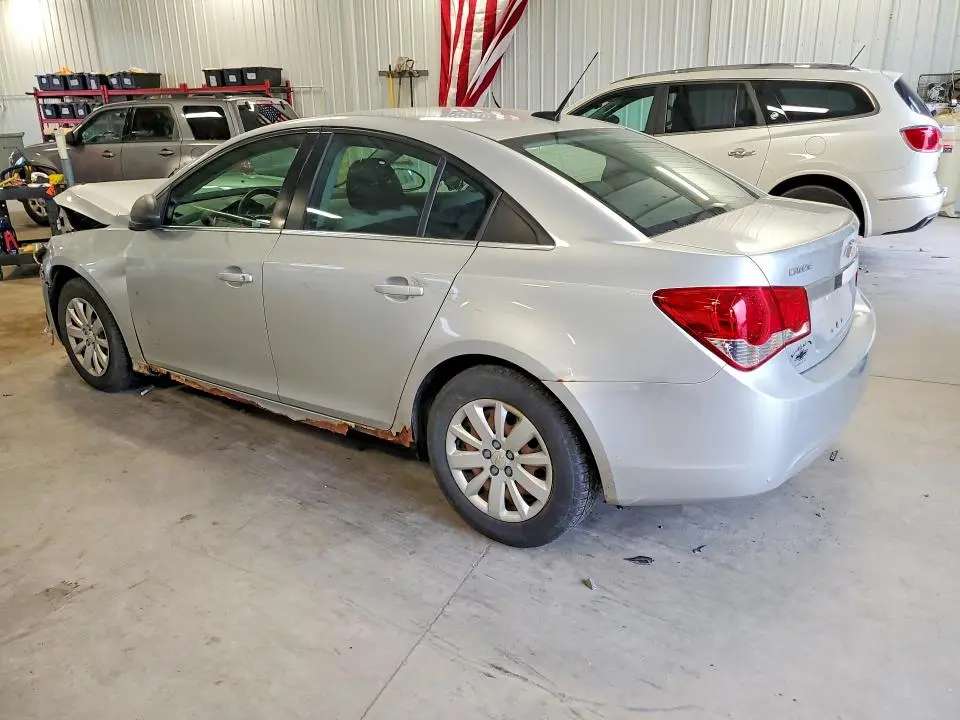 2011 CHEVROLET CRUZE LS  