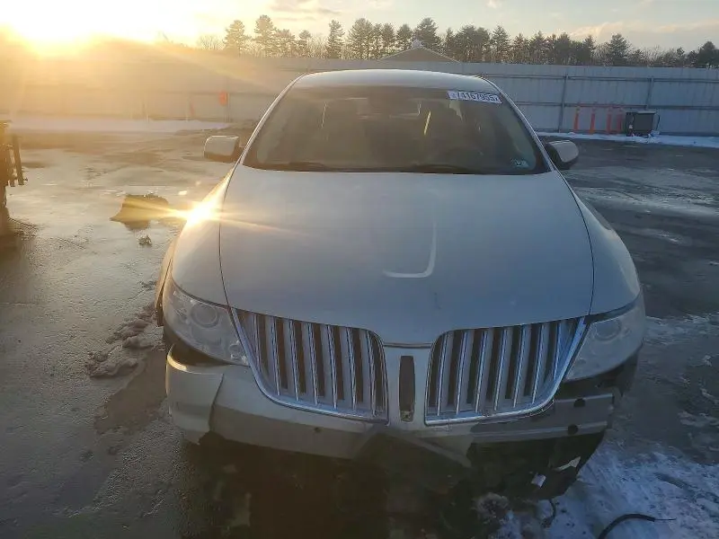 2010 LINCOLN MKS   
