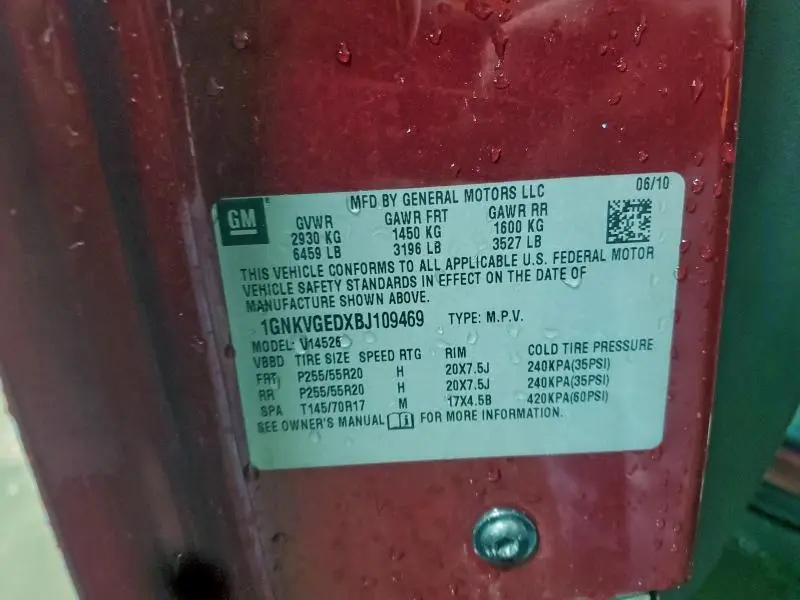 2011 CHEVROLET TRAVERSE LT  