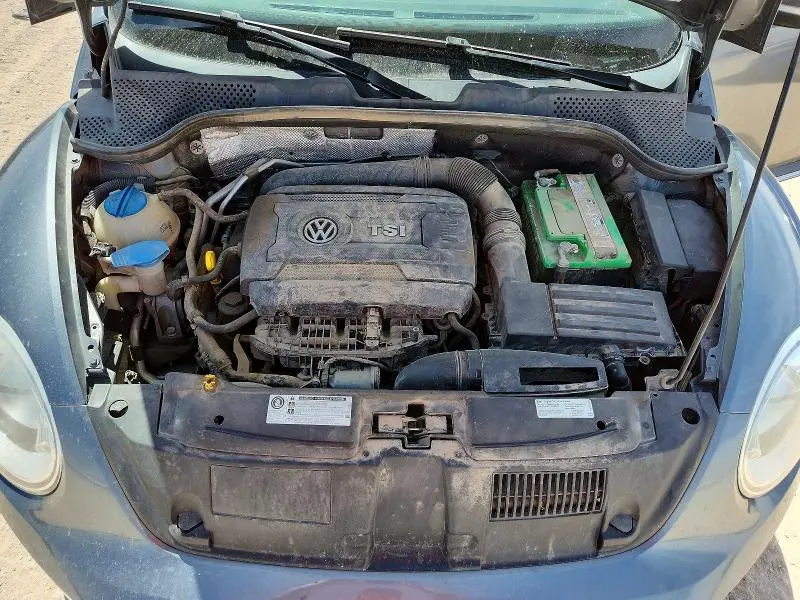 2014 VOLKSWAGEN BEETLE   