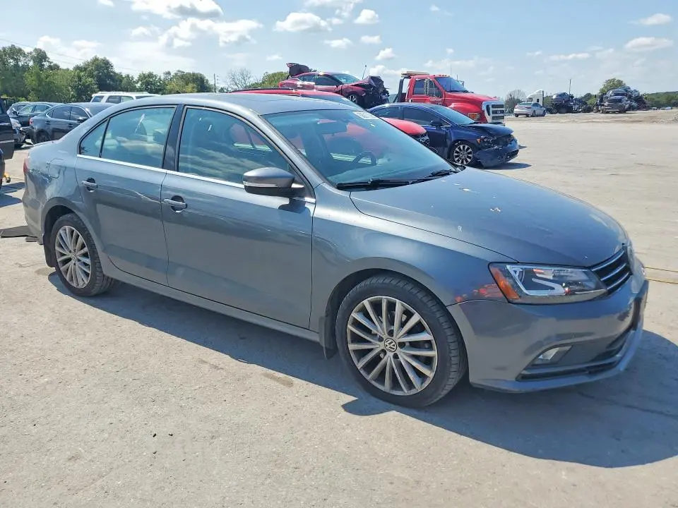 2016 VOLKSWAGEN JETTA SEL  