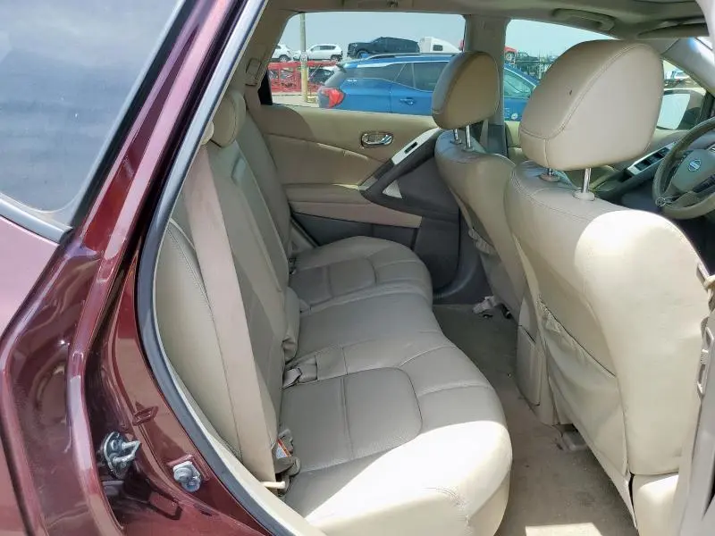 2014 NISSAN MURANO S  