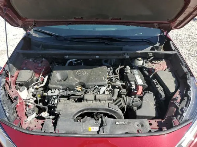 2021 TOYOTA RAV4 XLE  