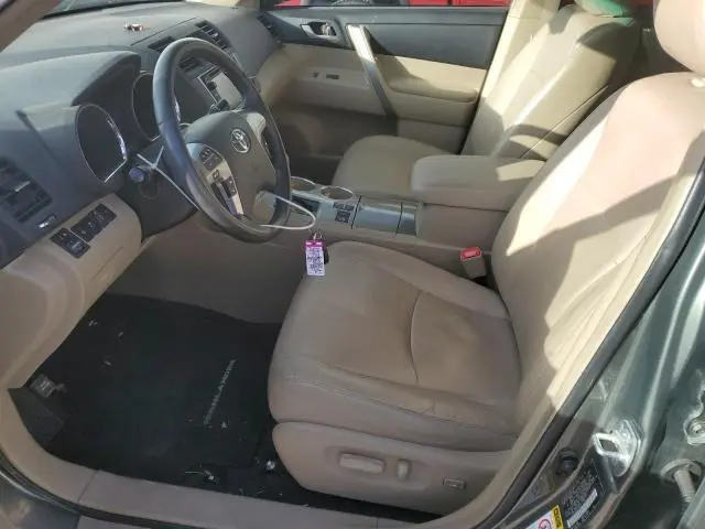 2013 TOYOTA HIGHLANDER BASE  