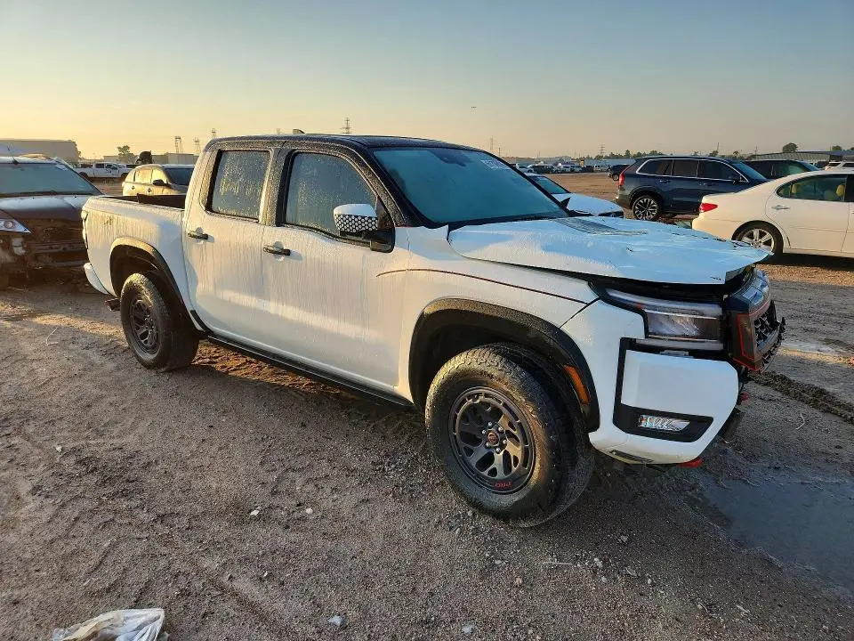 2025 NISSAN FRONTIER PRO-X  