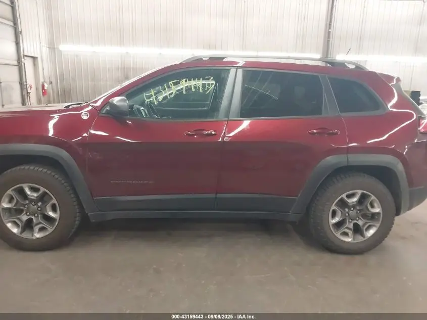 2019 JEEP CHEROKEE TRAILHAWK ELITE 4X4