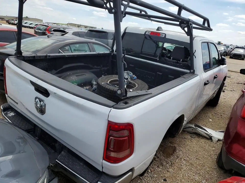 2024 RAM 1500 BIG HORN  