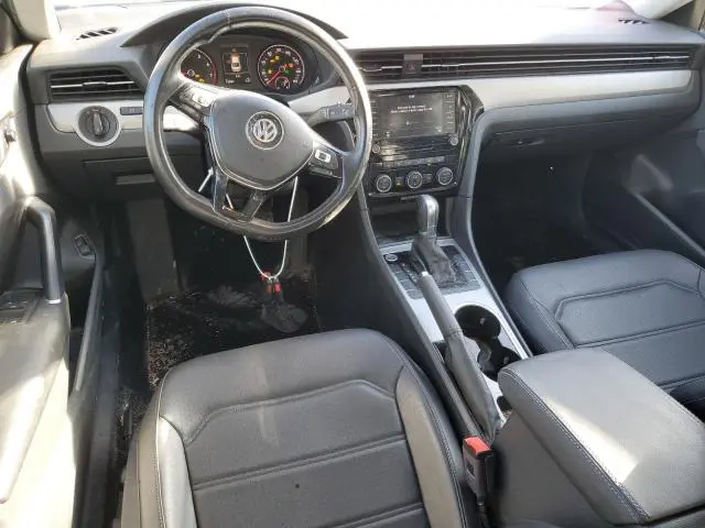 2020 VOLKSWAGEN PASSAT SE  