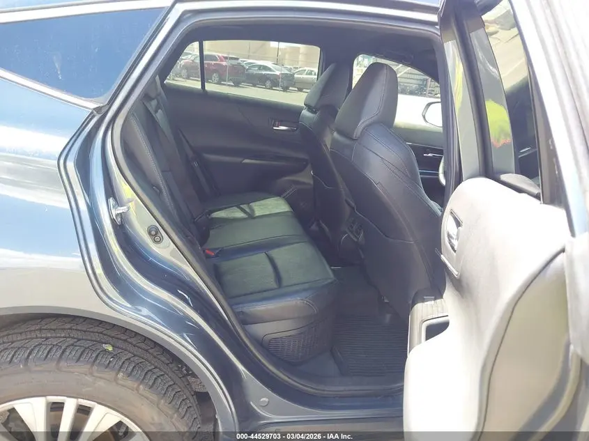 2022 TOYOTA VENZA LIMITED