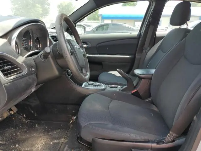 2013 CHRYSLER 200 LX  