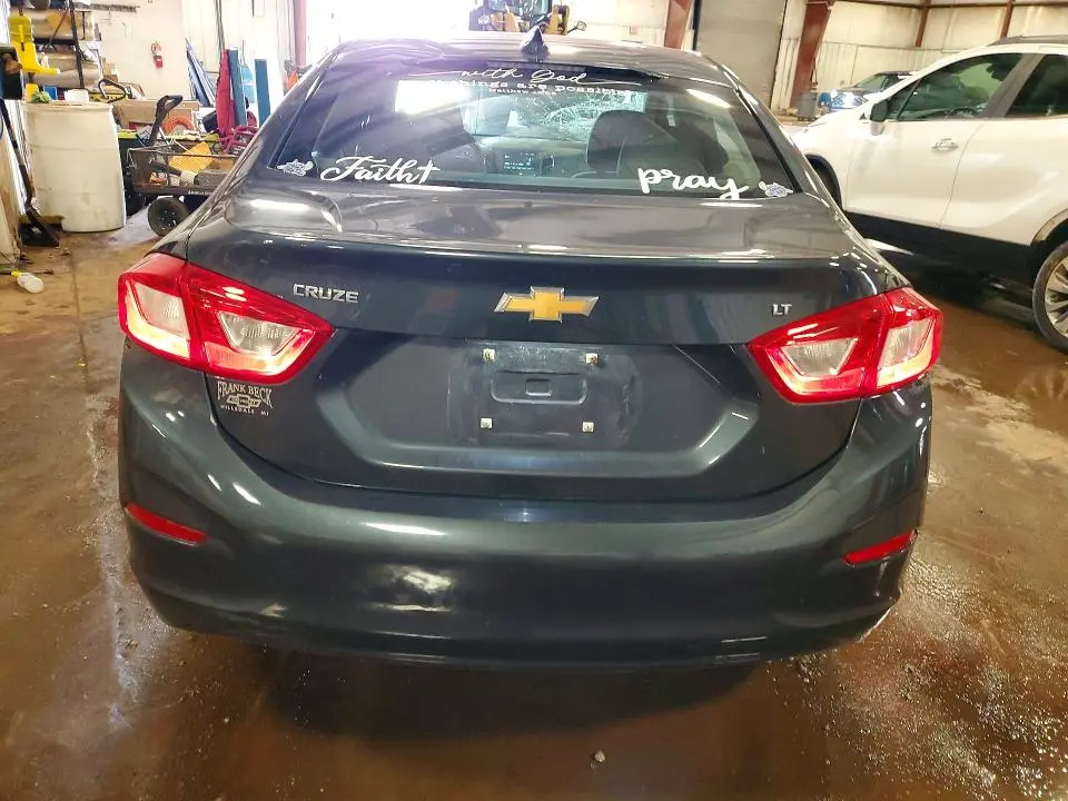 2017 CHEVROLET CRUISE LT   
