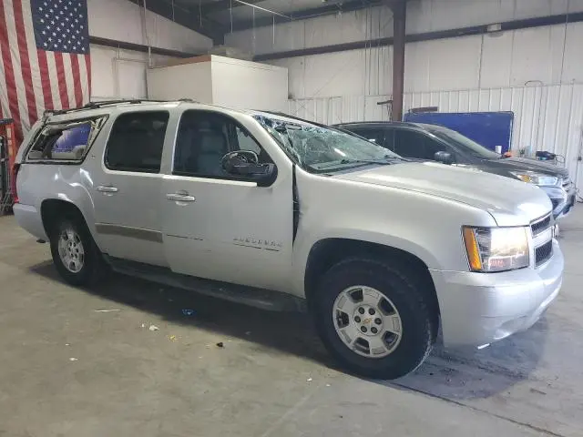 2011 CHEVROLET SUBURBAN C1500 LT  