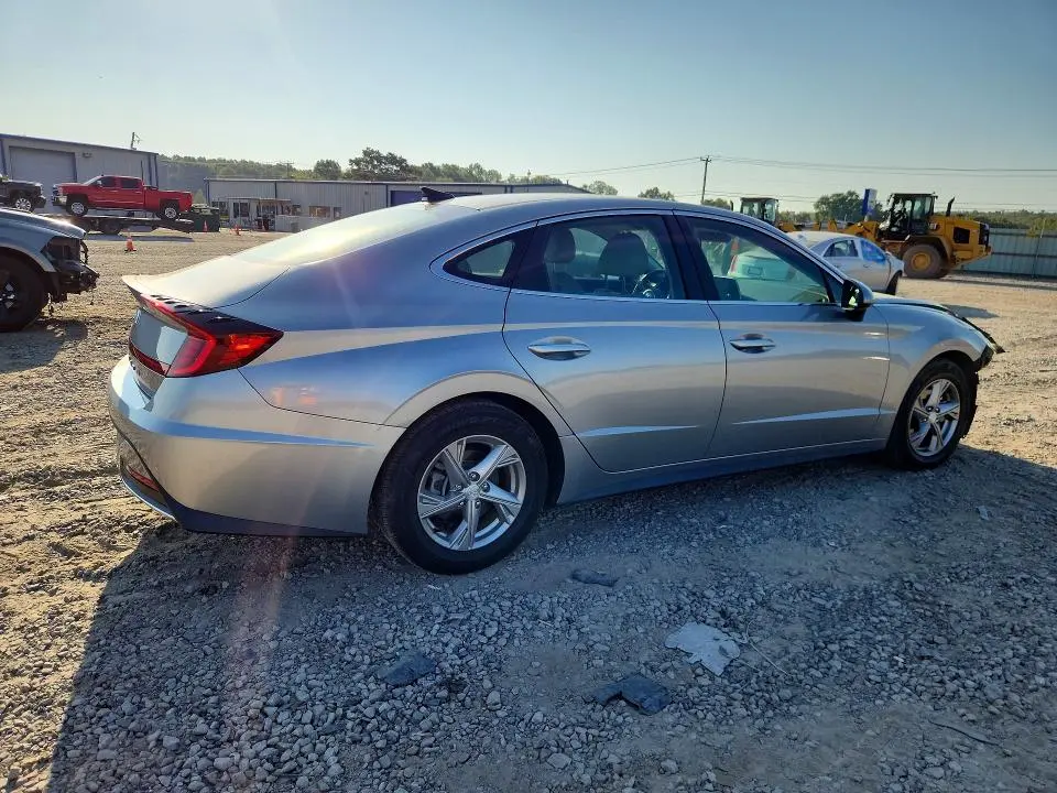 2020 HYUNDAI SONATA SE  
