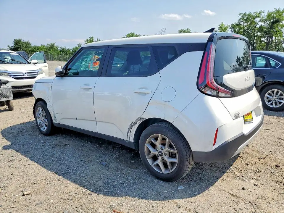 2025 KIA SOUL LX  