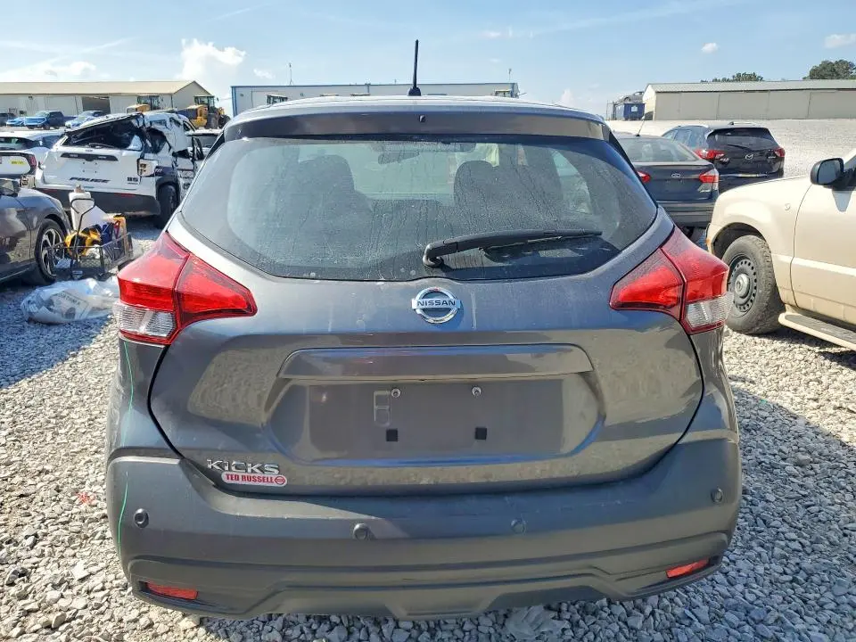 2020 NISSAN KICKS S  