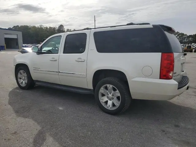 2011 GMC YUKON XL C1500 SLT  