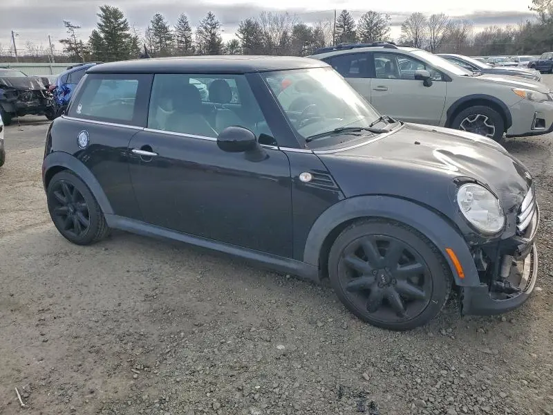 2013 MINI COOPER   