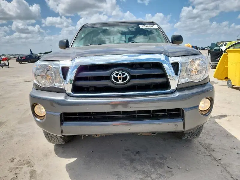 2011 TOYOTA TACOMA DOUBLE CAB PRERUNNER  