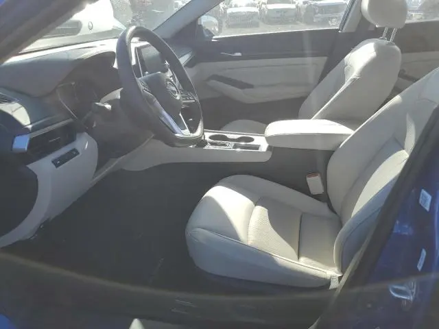 2025 NISSAN ALTIMA SV  