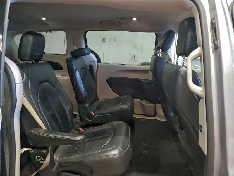2017 CHRYSLER PACIFICA TOURING L  