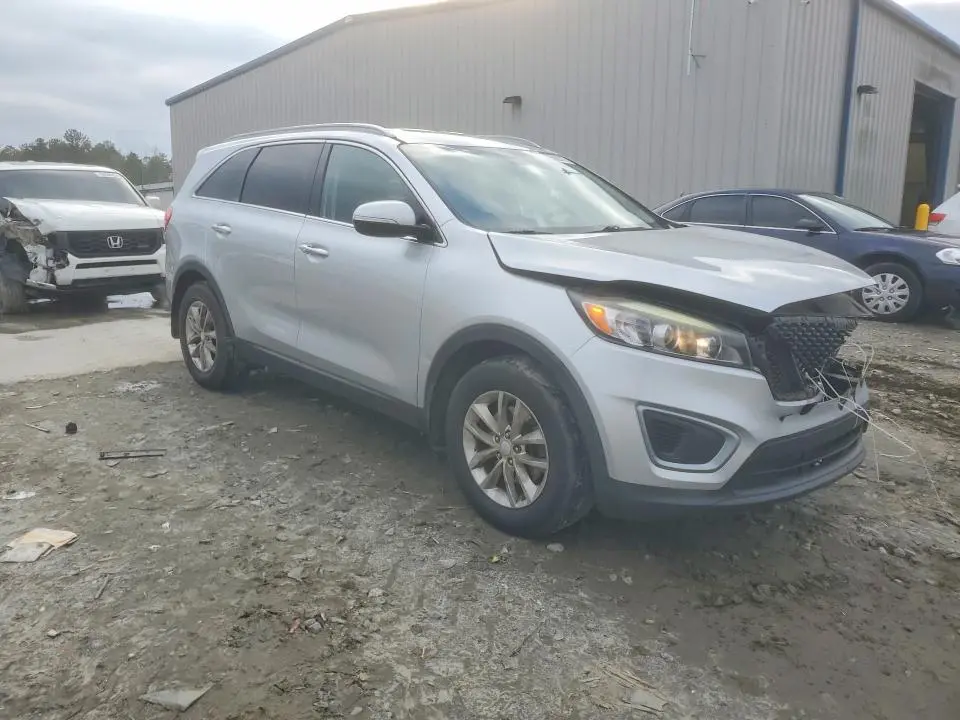 2016 KIA SORENTO LX  