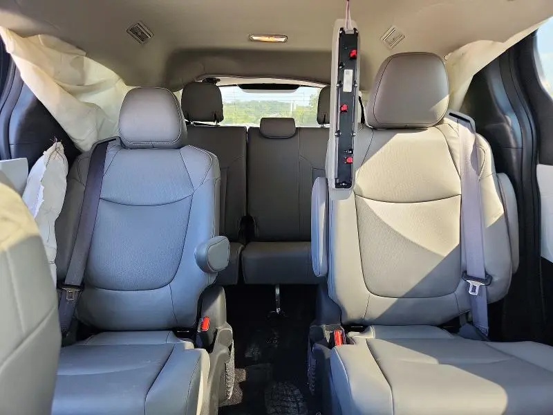 2025  TOYOTA SIE