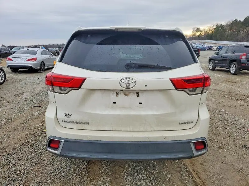 2018 TOYOTA HIGHLANDER LIMITED  