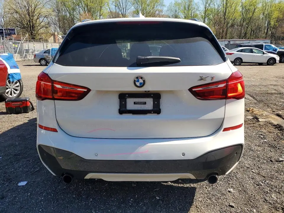 2017 BMW X1   