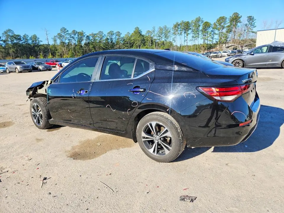 2022 NISSAN SENTRA SV  