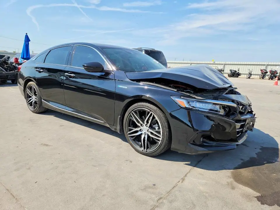 2022 HONDA ACCORD TOURING HYBRID  