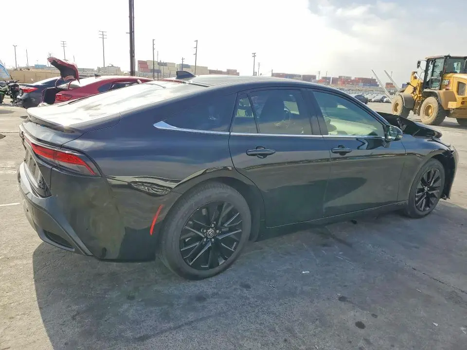 2021 TOYOTA MIRAI XLE  