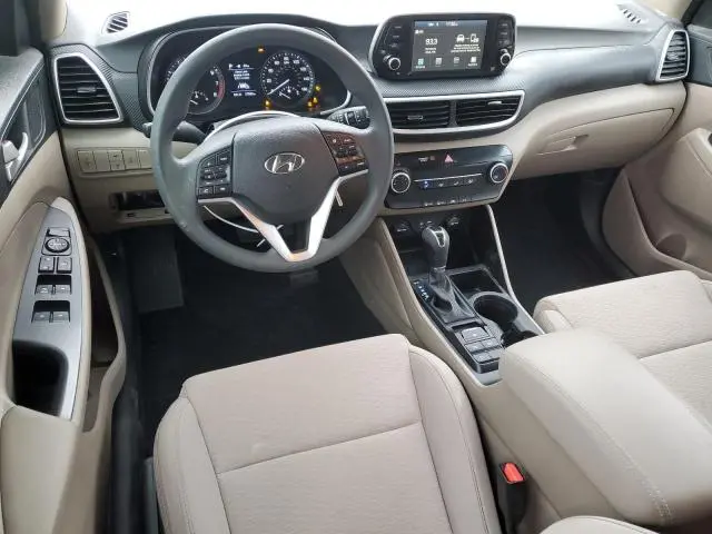 2020 HYUNDAI TUCSON SE  