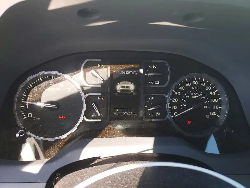 2021 TOYOTA TUNDRA SR5  