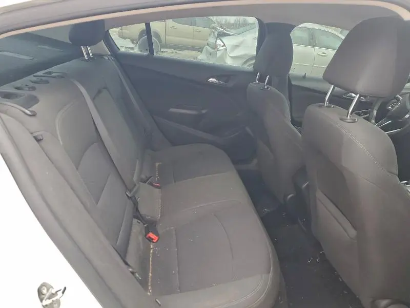 2017 CHEVROLET CRUZE LT  