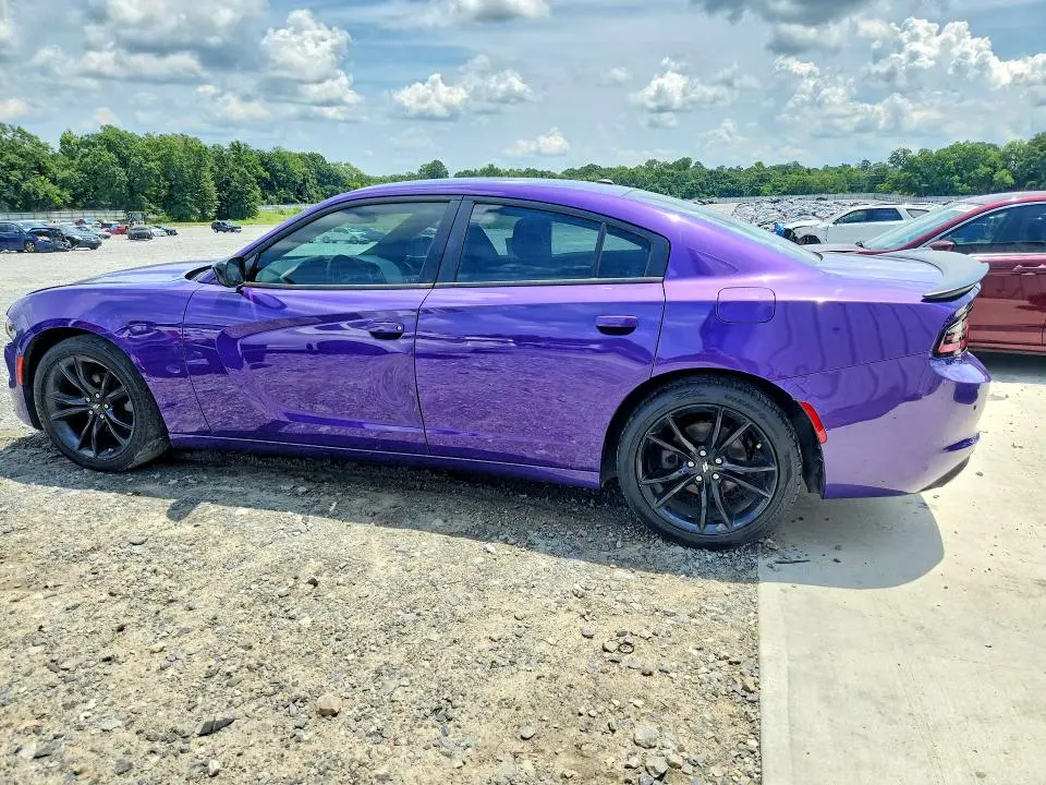 2018 DODGE CHARGER SXT  