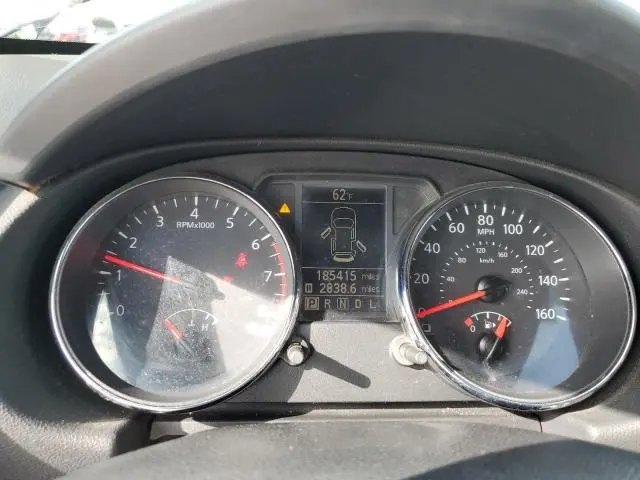 2011 NISSAN ROGUE S  