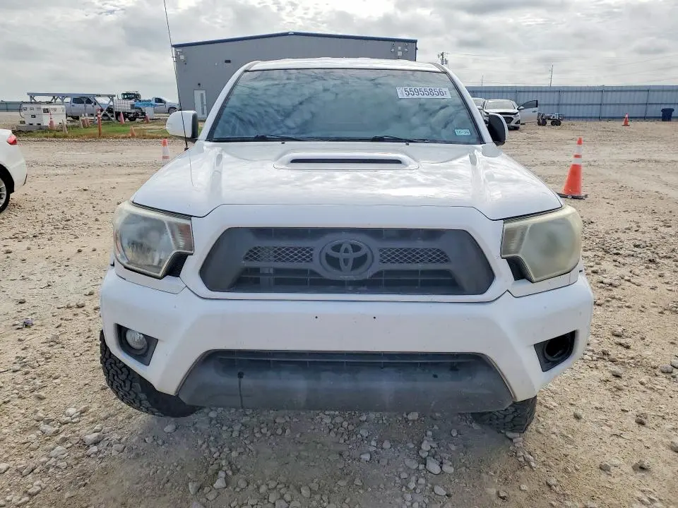 2015 TOYOTA TACOMA V6  