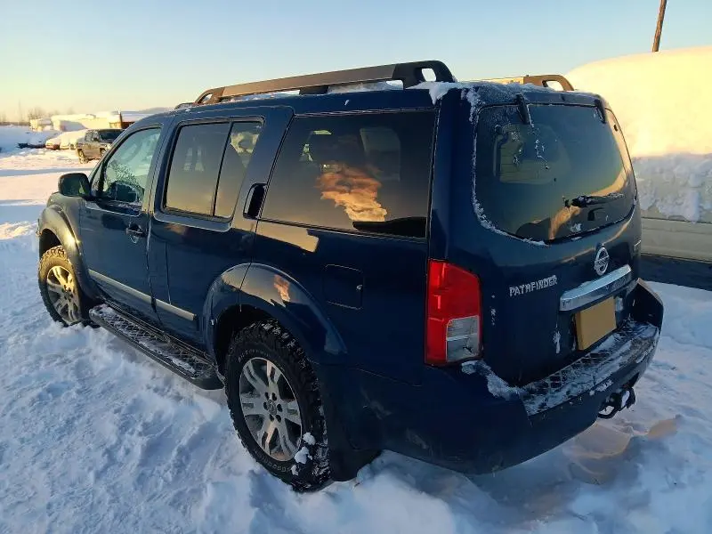2012 NISSAN PATHFINDER S  