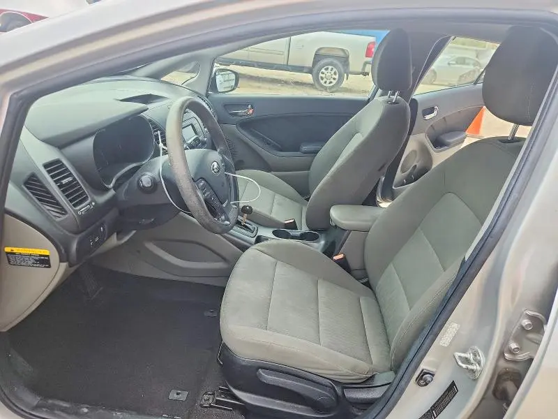 2015 KIA FORTE LX  