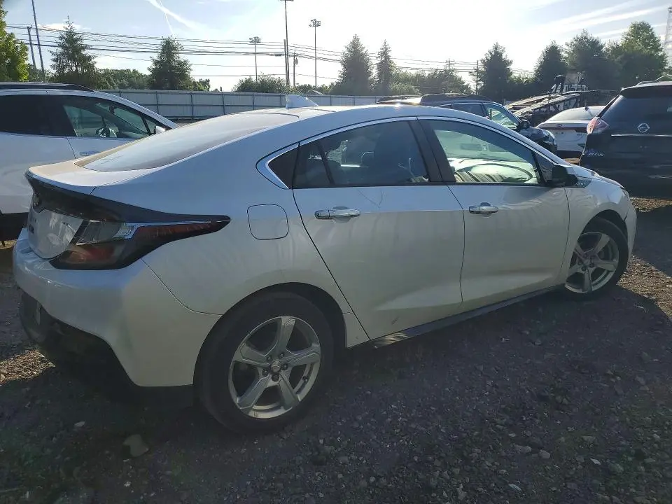 2017 CHEVROLET VOLT LT  