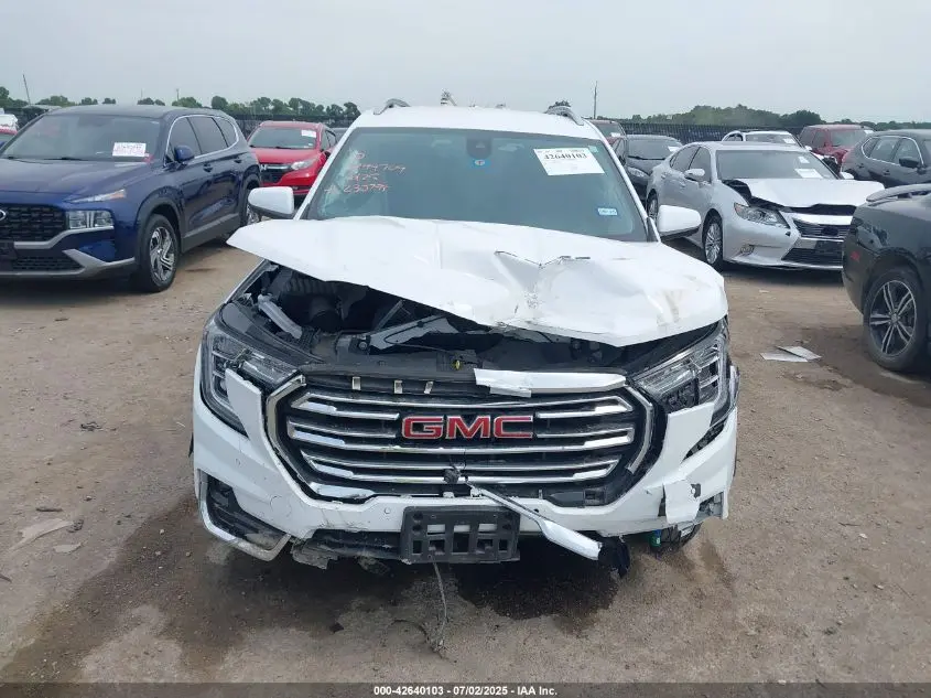 2022 GMC TERRAIN AWD SLT