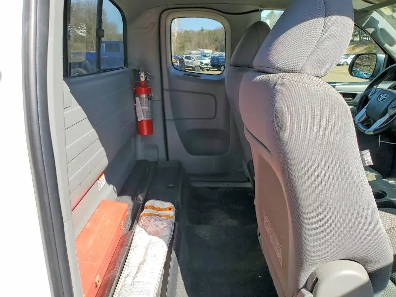 2015 TOYOTA TACOMA BASE  