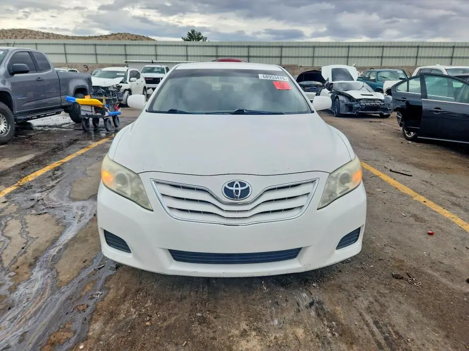 2011 TOYOTA CAMRY BASE  