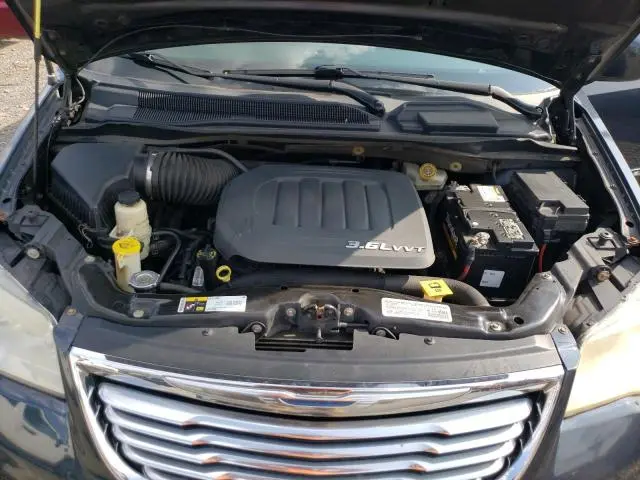 2014 CHRYSLER TOWN & COUNTRY TOURING  