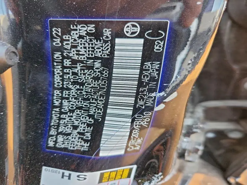 2022 TOYOTA COROLLA LE  