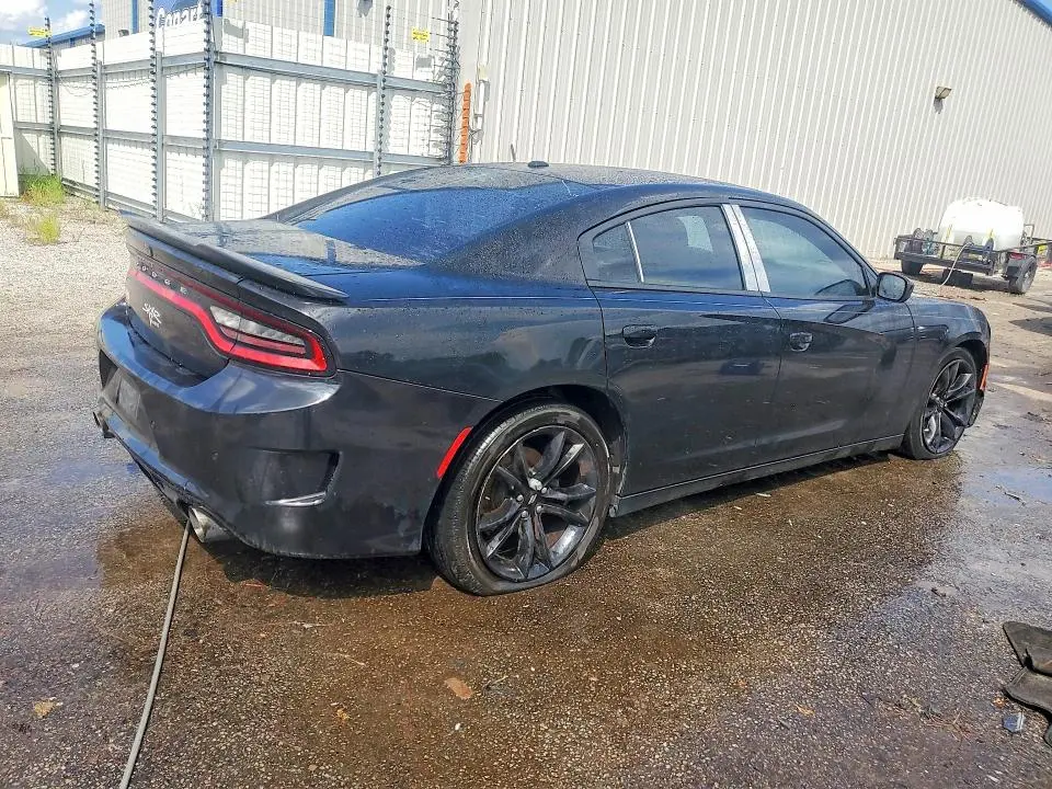 2018 DODGE CHARGER SXT  