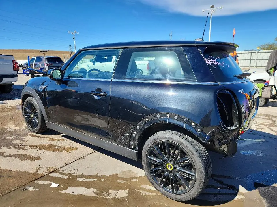 2024 MINI COOPER SE  