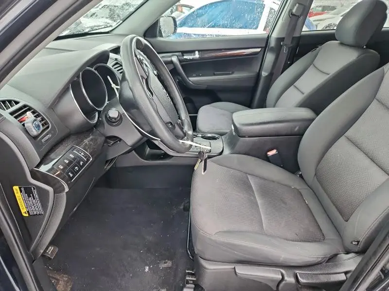 2012 KIA SORENTO BASE  