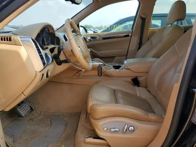 2013 PORSCHE CAYENNE GTS  